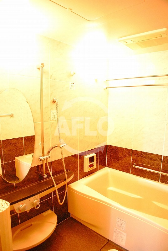 バス・シャワールーム　カスタリア阿倍野　浴室