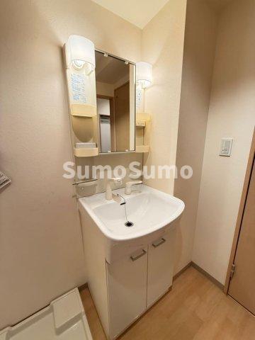 洗面設備　使いやすい洗面所です