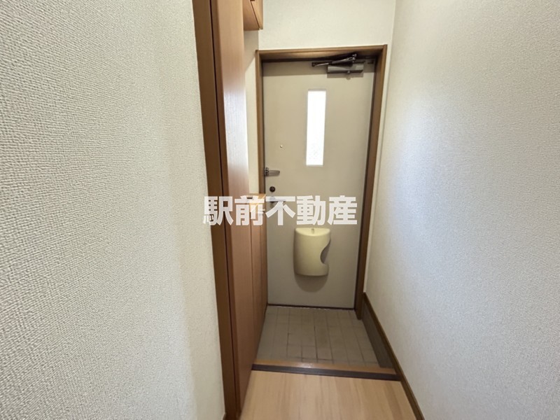 玄関　靴箱付です♪