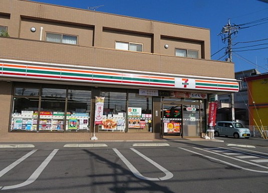 コンビニ　セブンイレブン福生牛浜駅南店（コンビニ）まで754m