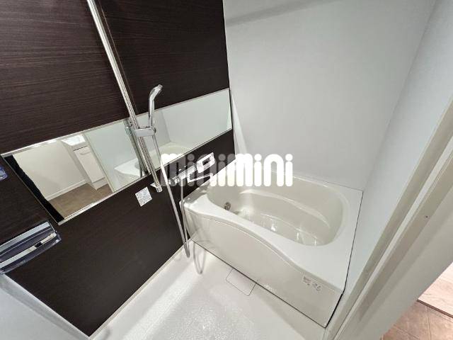 バス・シャワールーム　浴室乾燥機付き