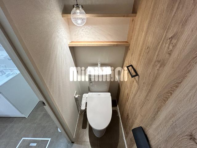 トイレ　温水洗浄暖房便座