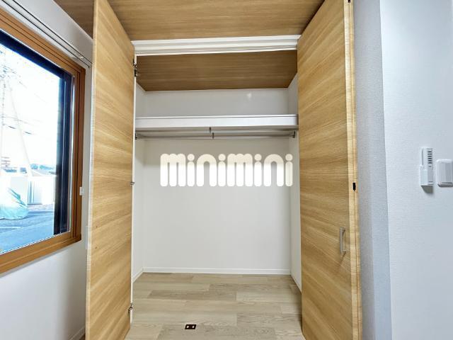 収納　洋室収納