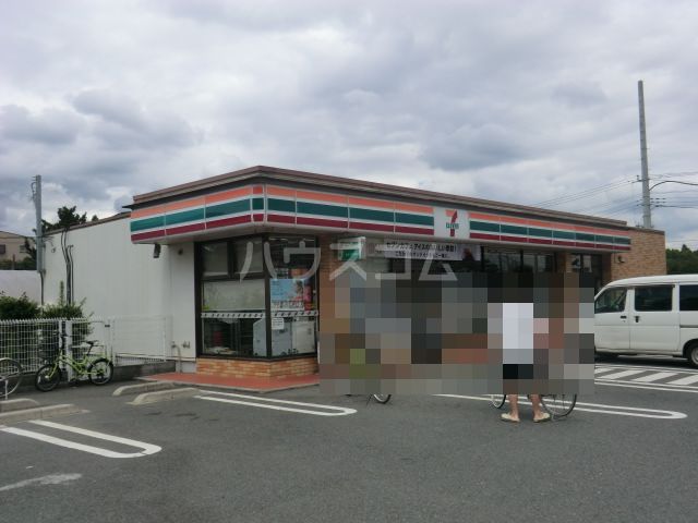 コンビニ　セブン-イレブン 三郷公園前店（コンビニ）まで208m