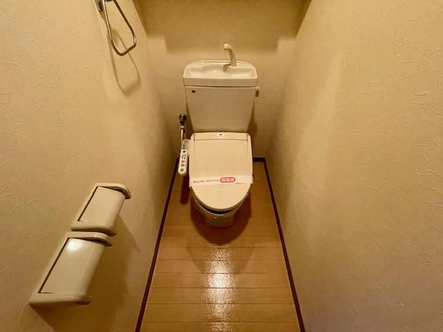 トイレ　シャワー付トイレ