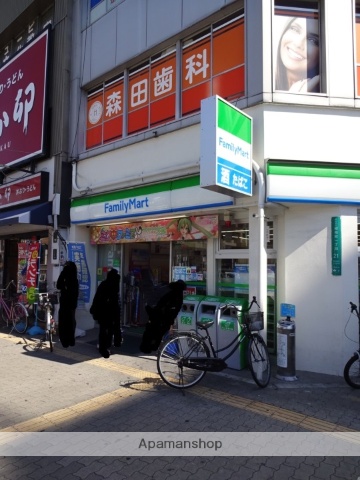 コンビニ　ファミリーマート（コンビニ）まで380m