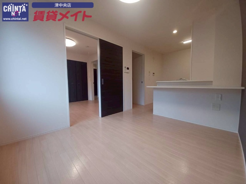 居室・リビング　別部屋参考写真