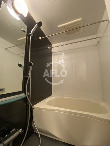 バス・シャワールーム　アーデンタワー福島ウエスト　清潔な浴室