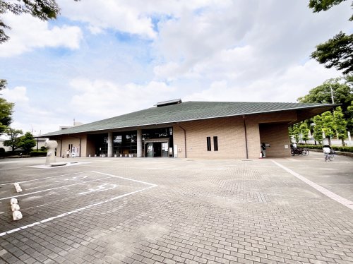 図書館　三田市立図書館（図書館）まで313m