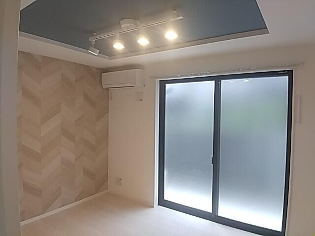 居室・リビング　別号室参照写真