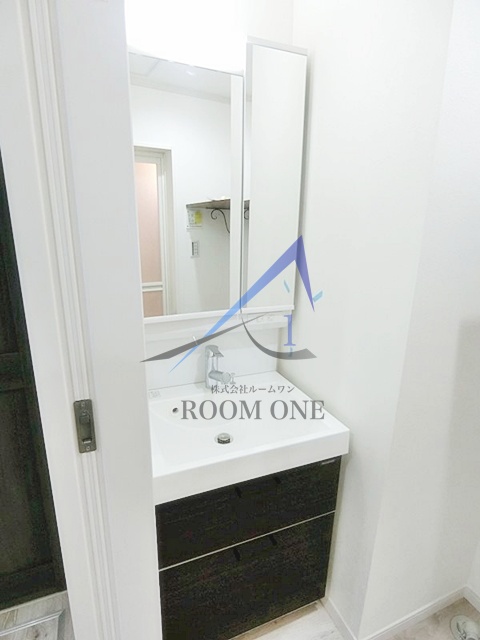 洗面設備　洗面台です。