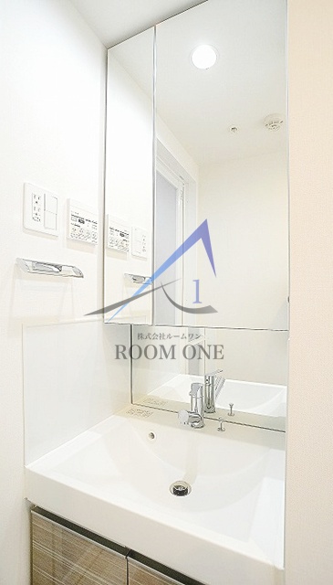 洗面設備　洗面台です。