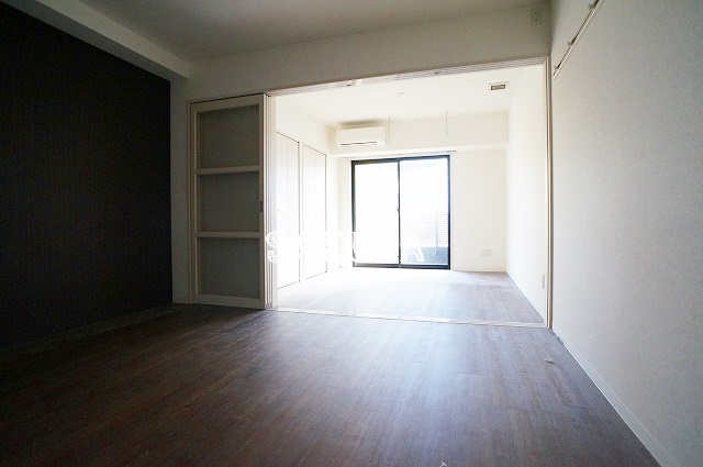 居室・リビング　開放感のあるゆったりとしたお部屋です♪