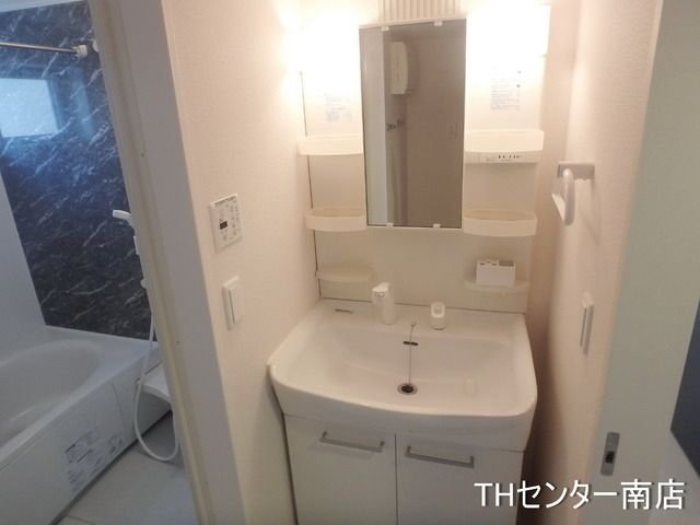 洗面設備　同シリーズ