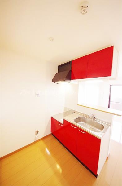 キッチン　ガスコンロ設置済み※反転室内