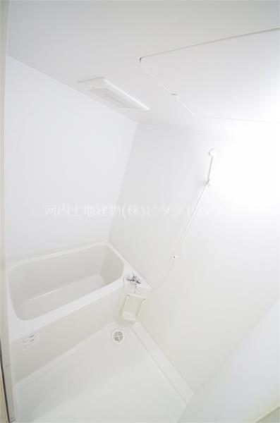 バス・シャワールーム　※反転室内