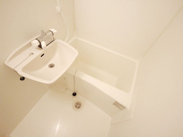 バス・シャワールーム　バス