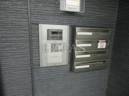 セキュリティ　同物件別部屋です。