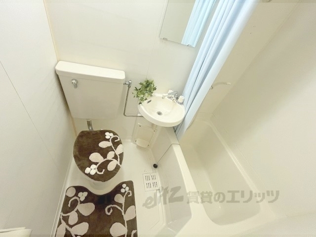 バス・シャワールーム　バス