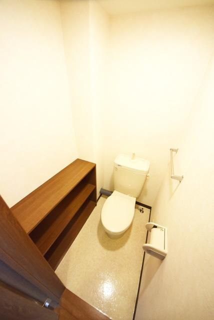 トイレ　★★日当り良好★★