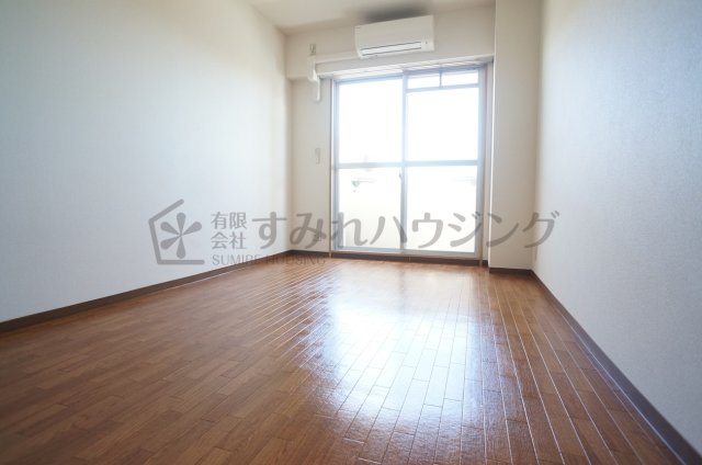 居室・リビング　参考、同建物・同間取りの号室