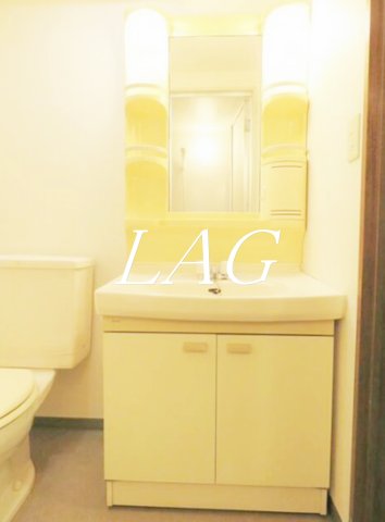 洗面設備　独立洗面台です。