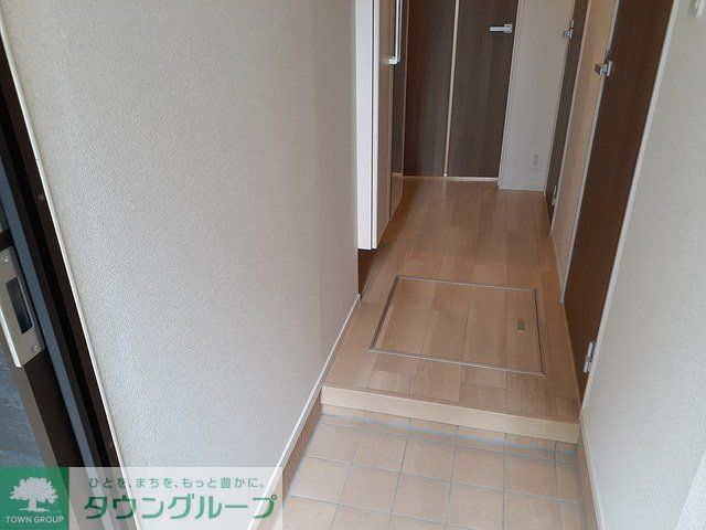 玄関　★お問い合わせはタウンハウジングまで★