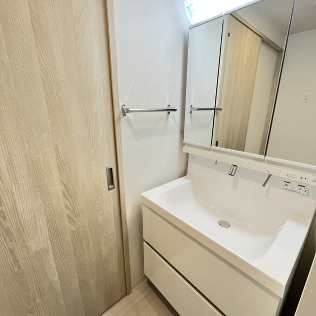 洗面設備　独立洗面台