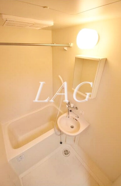 バス・シャワールーム　お風呂です。