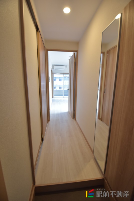 玄関　写真は別部屋