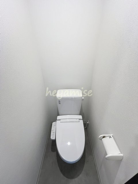 トイレ　写真は別号室