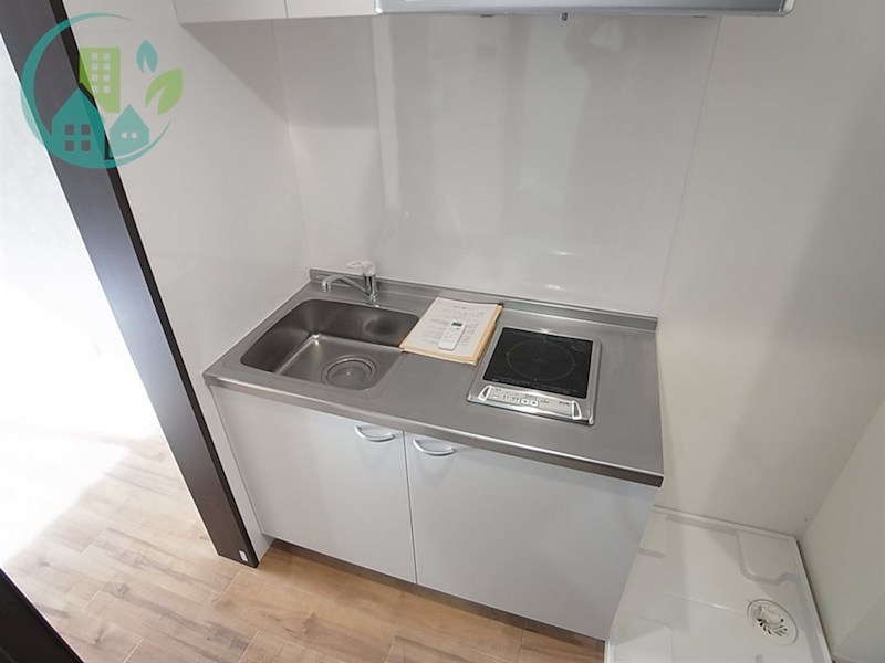 キッチン　スリージェ伍番館(ペット相談可、小型犬・猫、ネット無料）