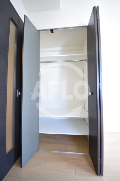 収納　アーデン堺筋本町　クローゼット