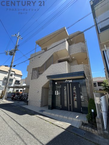 建物外観　オートロック、防犯カメラ完備☆