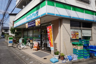 コンビニ　ファミリーマート 川崎小杉御殿町店（コンビニ）まで451m