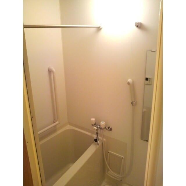 バス・シャワールーム　別部屋参考写真