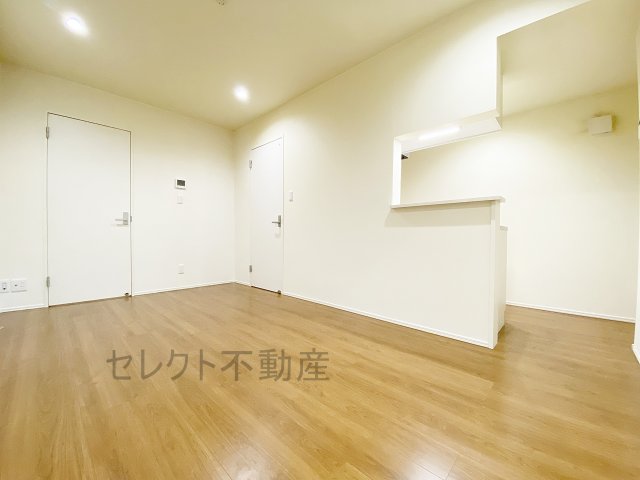 居室・リビング　※床の色が異なる場合がございます