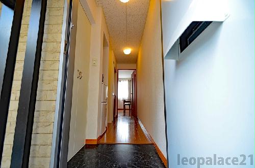 玄関　同シリーズの類似となります。現況を優先致します。