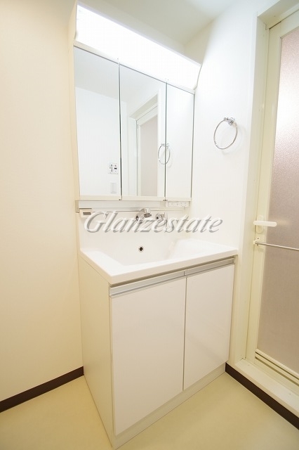 洗面設備　☆うれしい独立洗面台☆