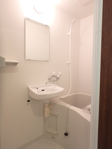 バス・シャワールーム　別室参考写真