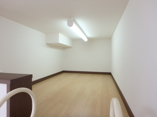 居室・リビング　別室参考写真