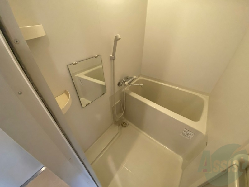 バス・シャワールーム　お風呂です。ゆっくりお風呂につかるのも体に良いですね～