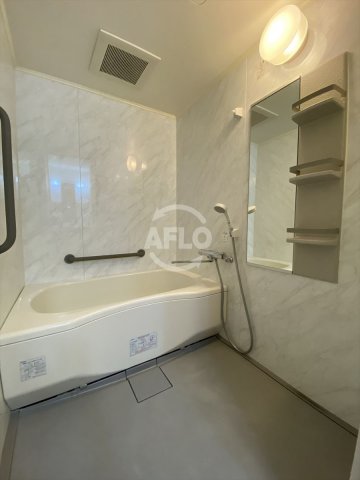 バス・シャワールーム　フォレステージュ谷町　浴室