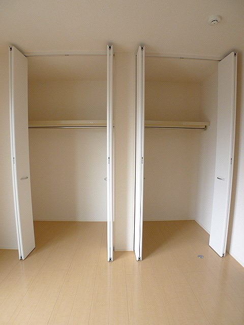 収納　クローゼット