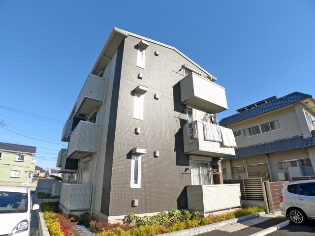 建物外観　ゴールドパストラルのご紹介は住まいの窓口　アソシエへお任せ下