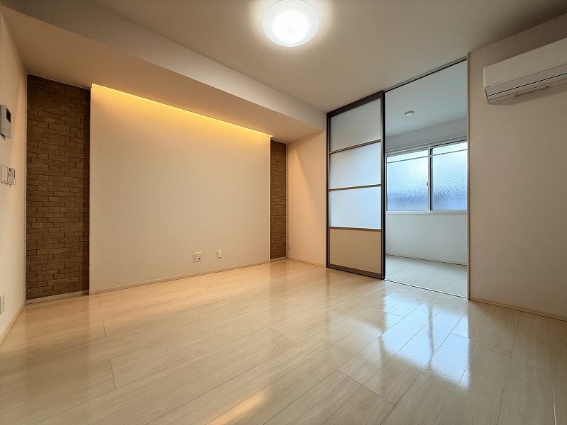 居室・リビング　※掲載情報と物件の現況が異なる場合、現況を優先するものとしま