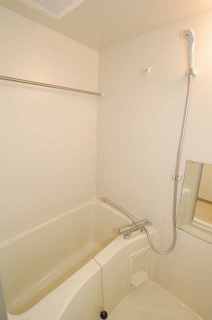 バス・シャワールーム　浴室