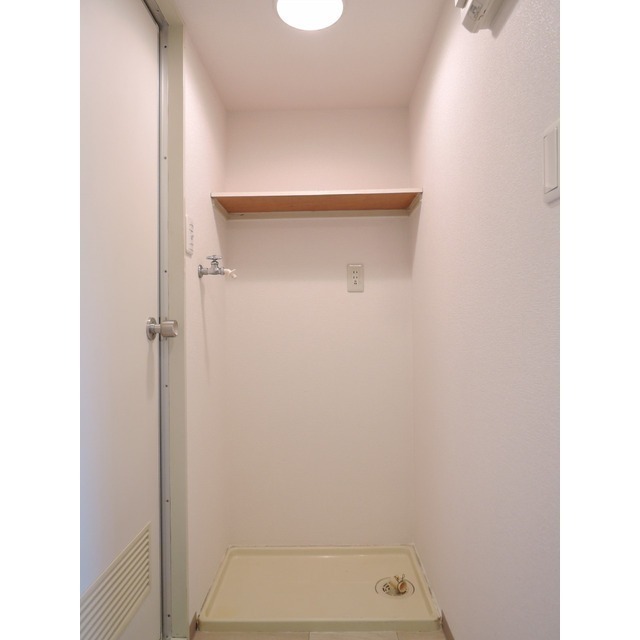 その他　室内洗濯機置場