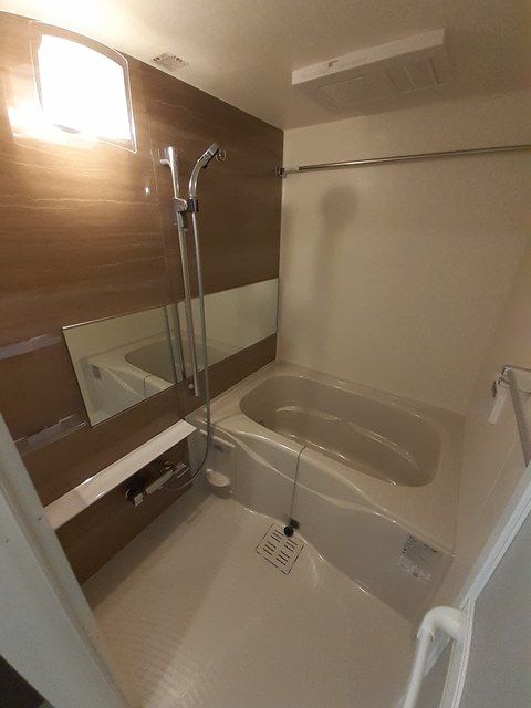 バス・シャワールーム　☆ゆったりくつろげるお風呂☆