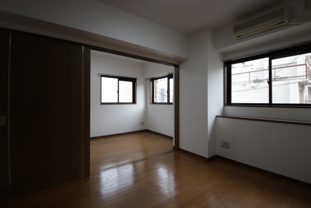 居室・リビング　※別室の参考写真の為、現況優先です。